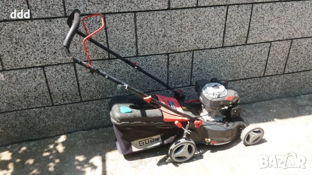 отлична бензинова косачка за двор 