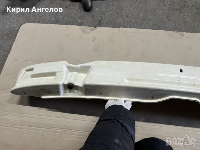 Гредата на задната броня за BMW E46, снимка 2 - Части - 53293893