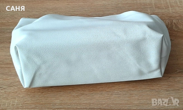 Козметична кутия с капак и подплата и козметична чантичка, снимка 9 - Други - 53227043