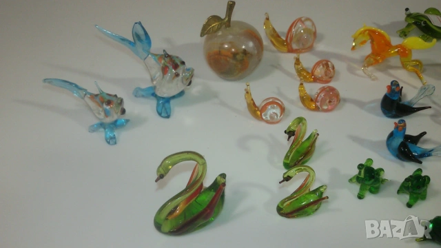 Лот миниатюрни стъклени животни и ябълка, снимка 5 - Колекции - 53358990