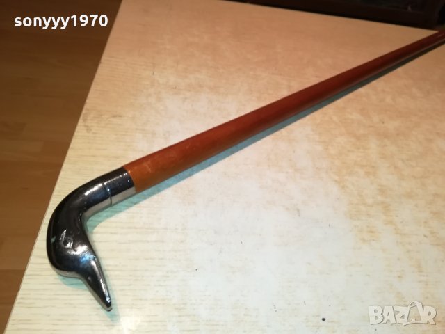 поръчан-АРИСТОКРАТИЧЕН БАСТУН С ЛЕБЕД/ПАТИЦА 3010212001