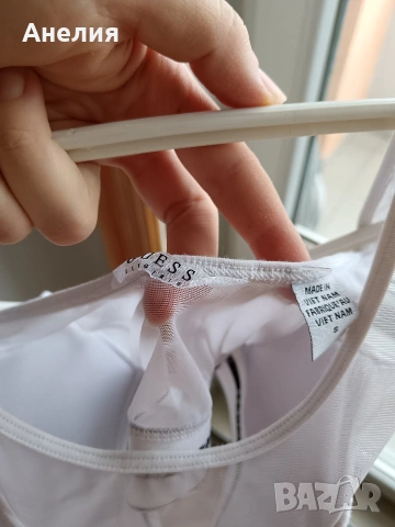 Спортен сутиен Guess оригинален , снимка 2 - Бельо - 53662290
