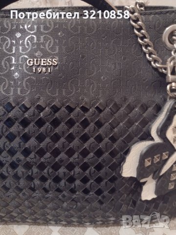 Дамска чанта,,Guess"и малка клъч , снимка 8 - Чанти - 41003326