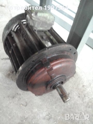 Двигател 10 kW 1450 об. трифазен, снимка 4 - Електродвигатели - 41375303