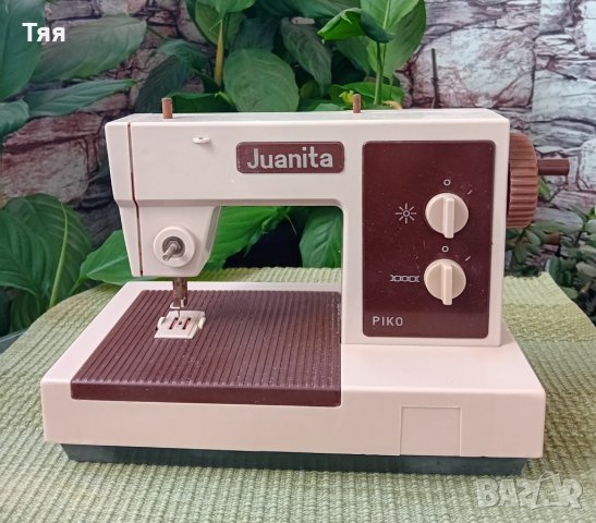 Детска шевна машина от едно време