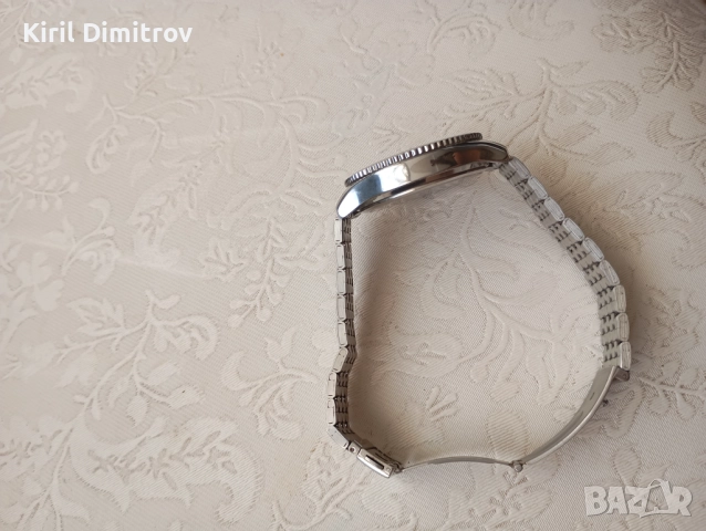 Продавам часовник!, снимка 4 - Мъжки - 52937977