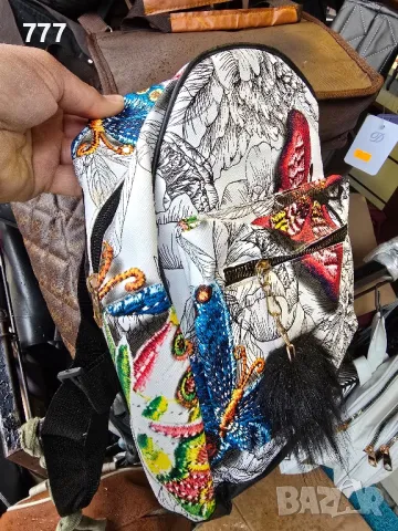 дамска раница , снимка 2 - Раници - 48678026