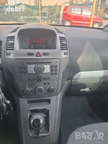 Опел Зафира 1.6 klimatik 7места, снимка 6 - Автомобили и джипове - 51973991