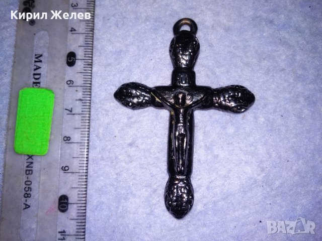 МЕТАЛНО НЕОГОТИЧЕСКО НАГРЪДНО АРТ РАЗПЯТИЕ КРЪСТ ЛАКИРАНО НЕ го ЛОВИ МАГНИТ 28484, снимка 3 - Колиета, медальони, синджири - 41389424