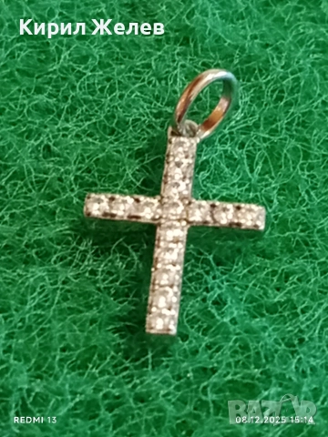 Сребърен медальон кръст с инкрустирани кристали ювелирна изработка 52357, снимка 2 - Колиета, медальони, синджири - 52691337