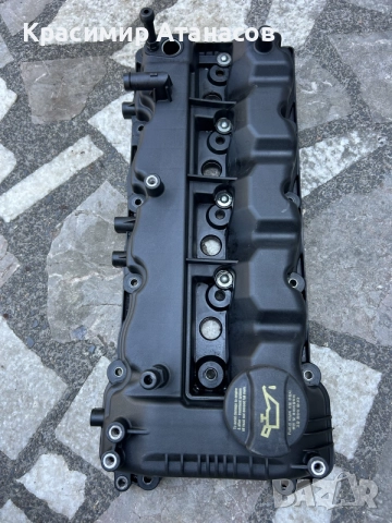 22410-25700. Капак клапани за Киа Спортидж дизел 1.7 CRDI. 2010-2015г