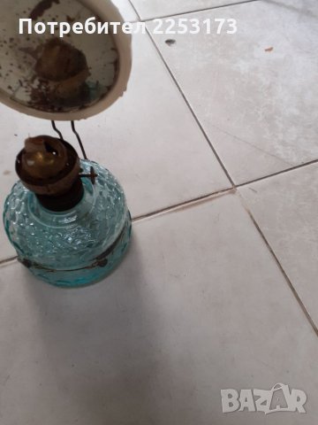 Стара лампа с бяло стъкло и фитил, снимка 2 - Декорация за дома - 34551480