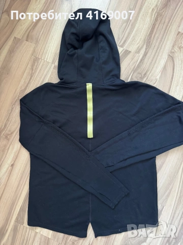 Дамски блузи Nike, снимка 4 - Блузи с дълъг ръкав и пуловери - 53716790