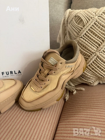 Furla обувки, снимка 2 - Дамски ежедневни обувки - 53678072