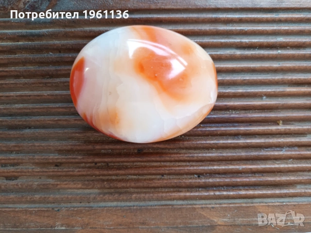 Карнеол - Палмов (Дланен) камък, Кристали и Минерали, снимка 3 - Други ценни предмети - 53371342