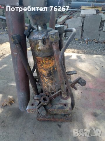 хидравлична бутилка за канален крик, снимка 3 - Други машини и части - 42592195