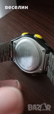 Винтидж часовник с компас и множество функции Lorus LG341, снимка 2 - Мъжки - 53709524