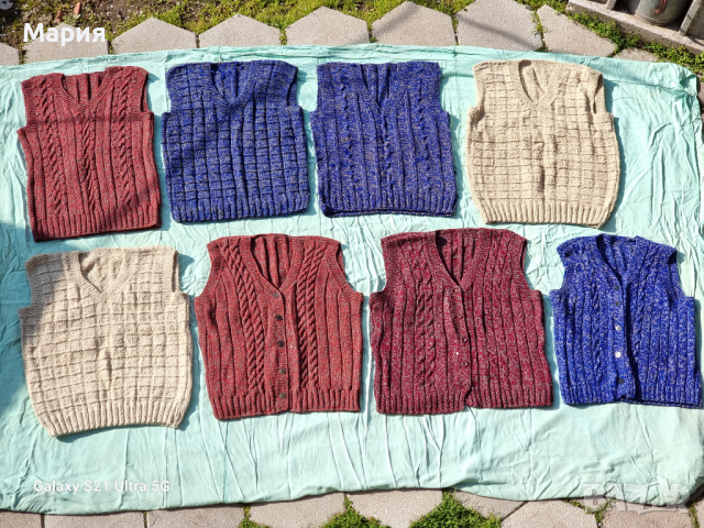 Пуловери, Жилетки, Пеньоари, снимка 1 - Блузи с дълъг ръкав и пуловери - 44740811