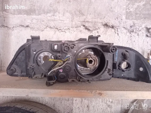 Десен фар за БМВ Е39, снимка 2 - Аксесоари и консумативи - 49019691