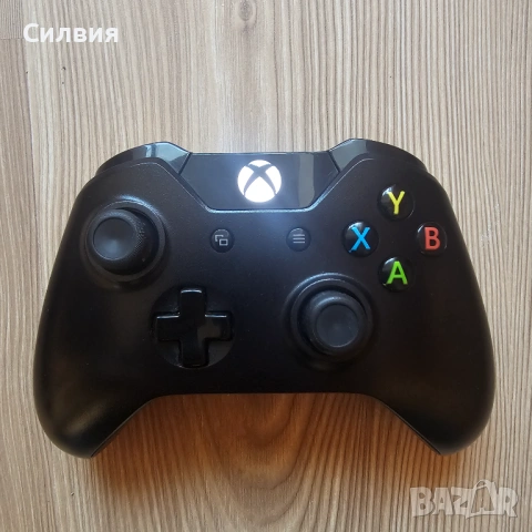 XBOX ONE 1TB + Kinect камера, 2 джойстика, 2 игри PS4 PS5 PlayStation, снимка 3 - Xbox конзоли - 52389402