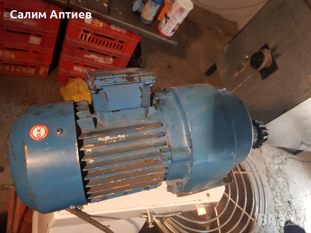 Мотор редуктор турски Gundogdu, снимка 4 - Електродвигатели - 39632574