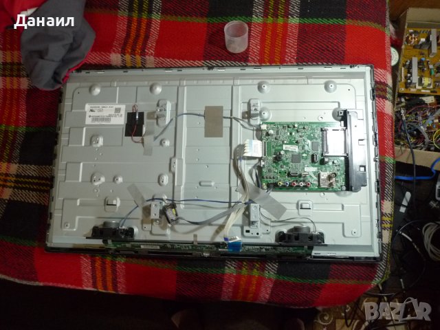 Продавам EAX67041506 (1.2) от LG 32LJ510U 