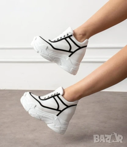 Кецове на платформа - бяло с черно - PA88

, снимка 2 - Кецове - 50982359