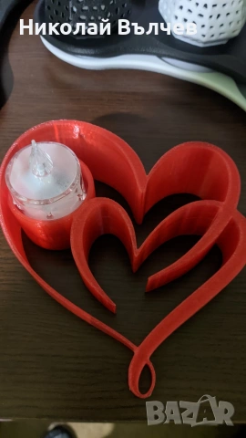 Романтичен 3D свещник сърце LED – червен, перфектен подарък!