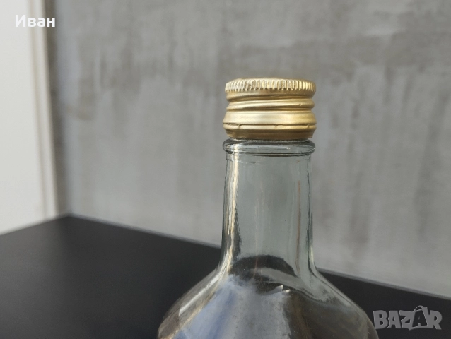 Соц Троянска билкова ракия 1977, снимка 11 - Антикварни и старинни предмети - 52558057