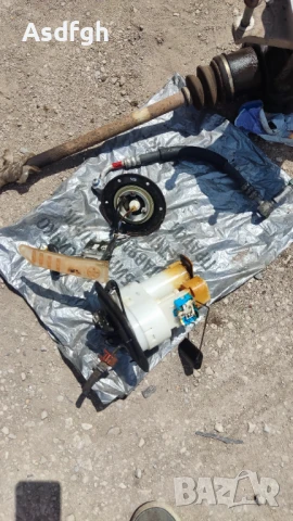 Tucson 2.0 CRTD , Туксон на части, снимка 16 - Автомобили и джипове - 28775416