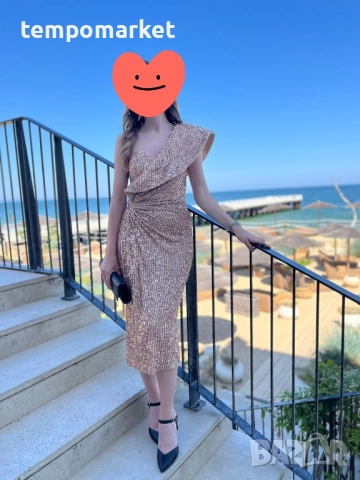 официална златна рокля 