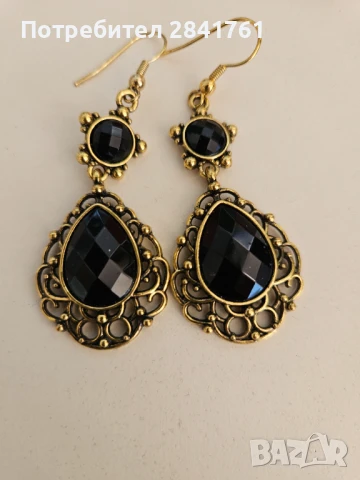 Обеци Орифлейм с черни камъни, снимка 2 - Обеци - 50867402