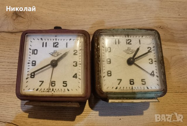 Лот съветски настолни часовници 
