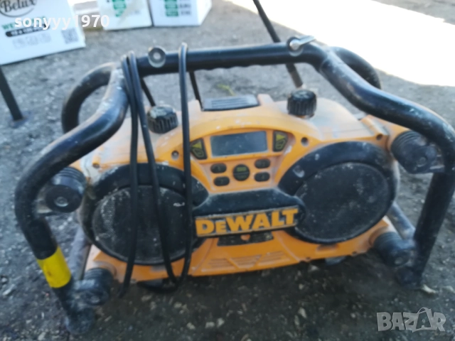 dewalt 1212251640М, снимка 3 - Радиокасетофони, транзистори - 52752659