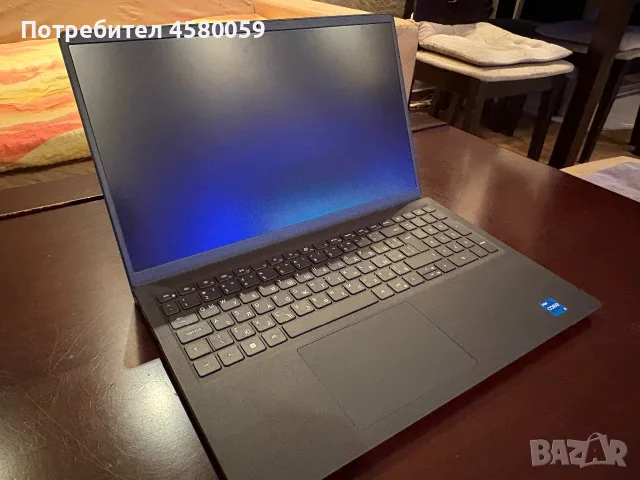 Лаптоп Dell Vostro 3520, снимка 3 - Лаптопи за работа - 56222217