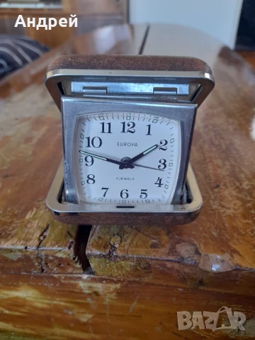 Стар настолен часовник Europa, снимка 4 - Антикварни и старинни предмети - 50928992