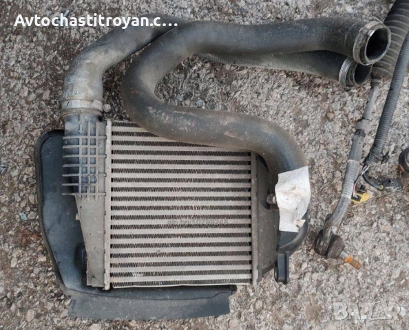 Интеркулер радиатор Peugeot 308 T9, Citroen - P9675627980