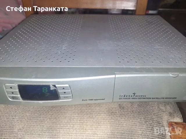 Сателитен приемник , снимка 4 - Приемници и антени - 56270209