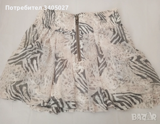 Къса пола С размер