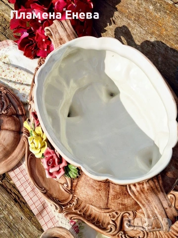 Италиански комплект от Bassano Italy терин, плато и черпак , снимка 14 - Антикварни и старинни предмети - 53744885