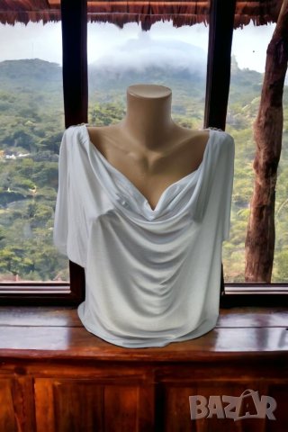 Guess дамски бял топ, блуза с къс ръкав, S размер , снимка 1 - Корсети, бюстиета, топове - 40532307