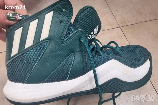Adidas баскетболни кецове номер 39, снимка 9 - Кецове - 52171345