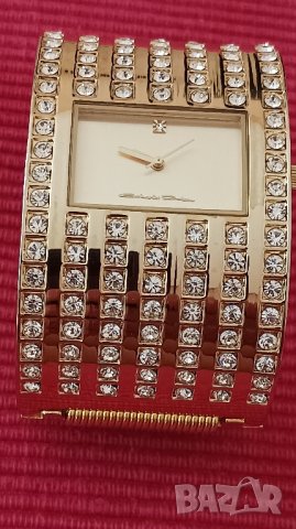 Дамски часовник гривна Charles delon. , снимка 4 - Дамски - 42030044