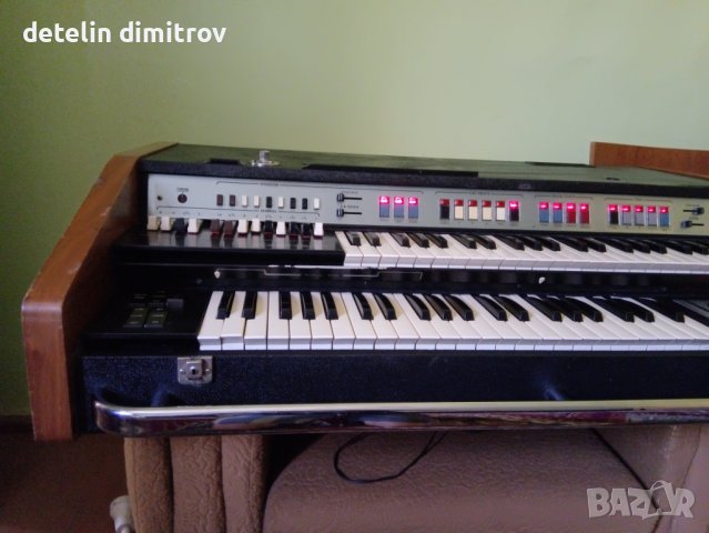 Organ Farfisa professional 110, снимка 3 - Синтезатори - 44185530