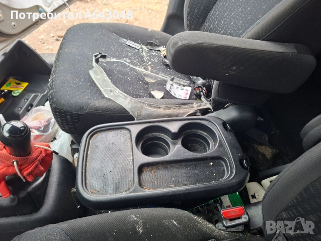 Honda Crv 2.2d 140кс-на части!, снимка 10 - Автомобили и джипове - 52672670