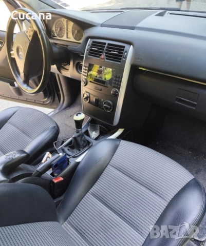 Mercedes B 200, снимка 5 - Автомобили и джипове - 53401679