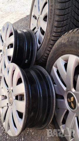 гуми с джанти 175/65/14, снимка 5 - Гуми и джанти - 51939527