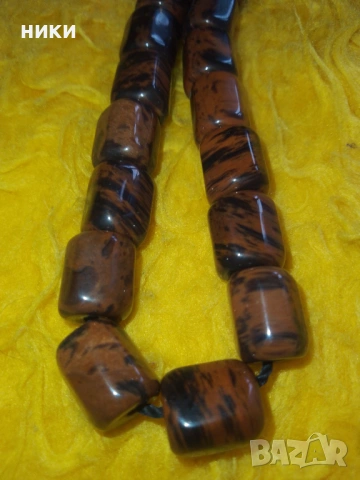 Кехлибарена броеница, снимка 3 - Колиета, медальони, синджири - 53664775