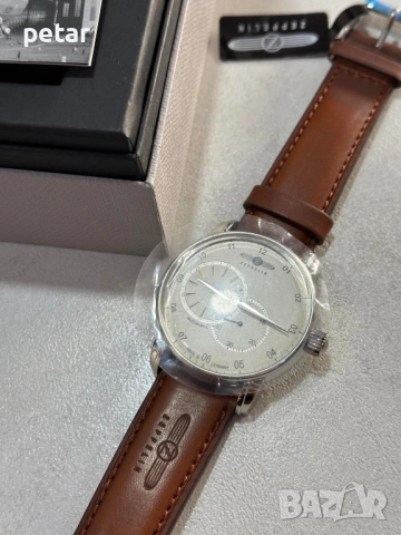 Мъжки часовник Zeppelin чисто нов 