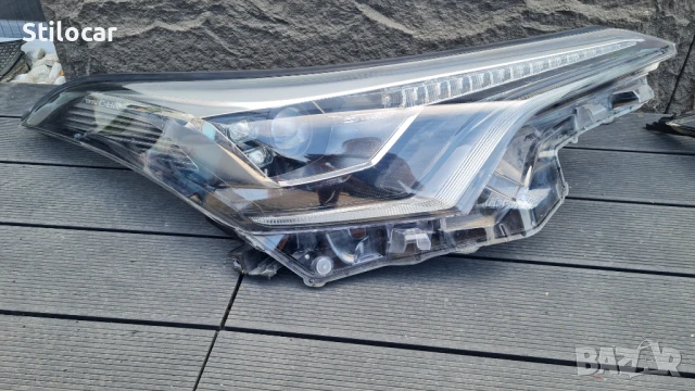 Фар Toyota CH-R 18-19г LED десен Facelift